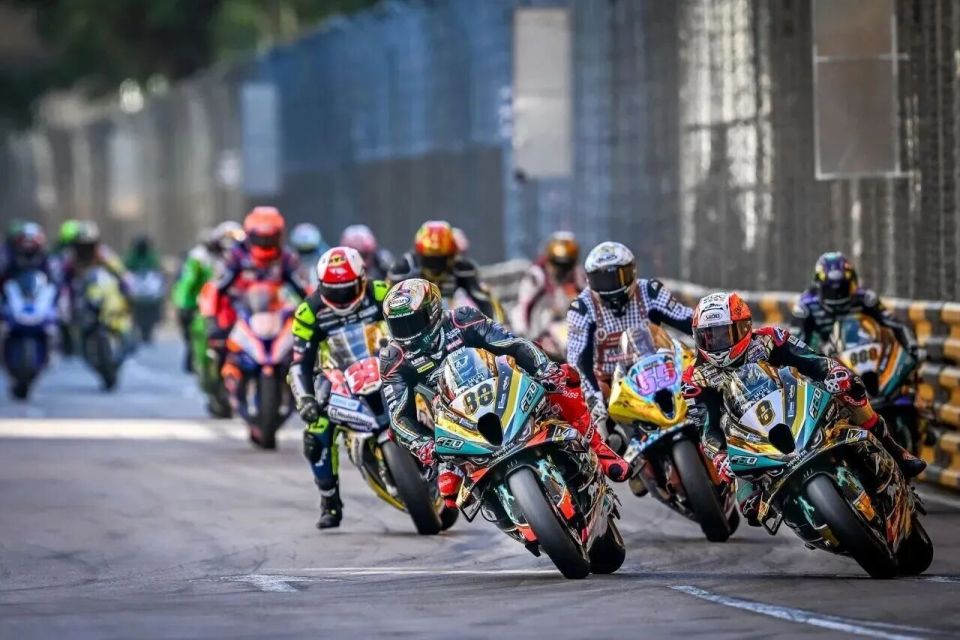 OPc, margi, LtAyJ OPc, margi, LtAyJ